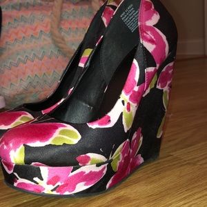 Butterfly wedges